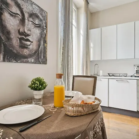 Apartamento Bnbnova - Champs-elysees & Arc De Triomphe *